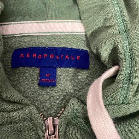 Selling this zip up jacket! - Picture 3 of 3